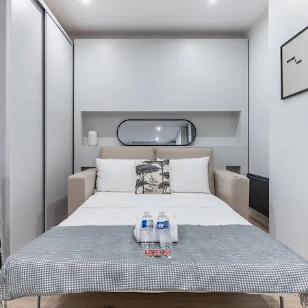 Cosy Au Coeur Du 18eme * Parigi